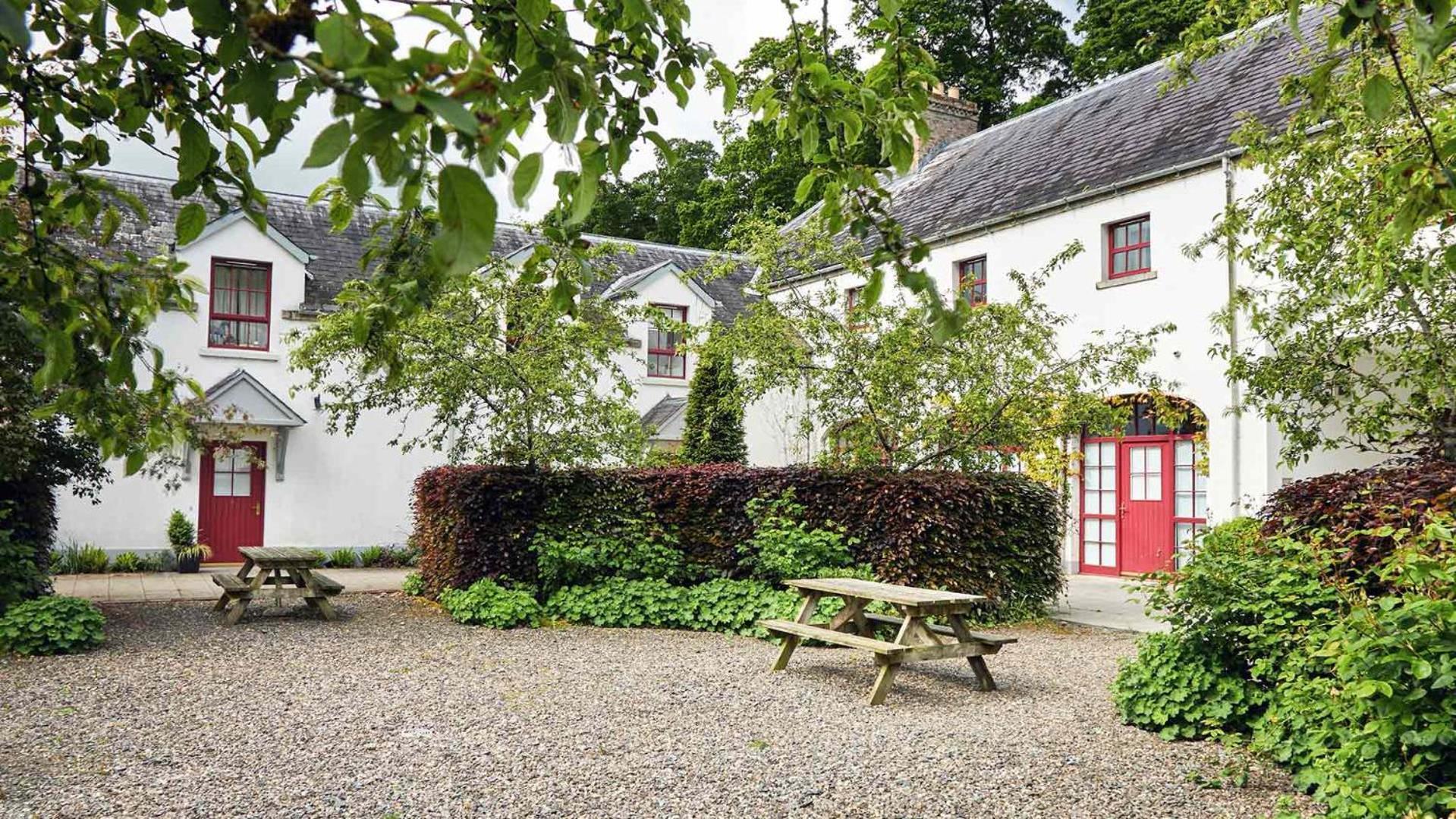 Old Stable Mews Castle Leslie Glaslough Exterior foto